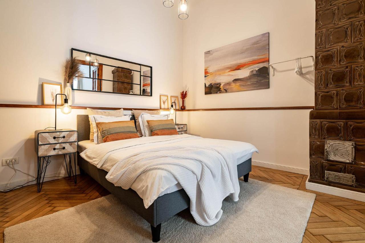 The- Point- 3br Bright Cloud * Bucureşti